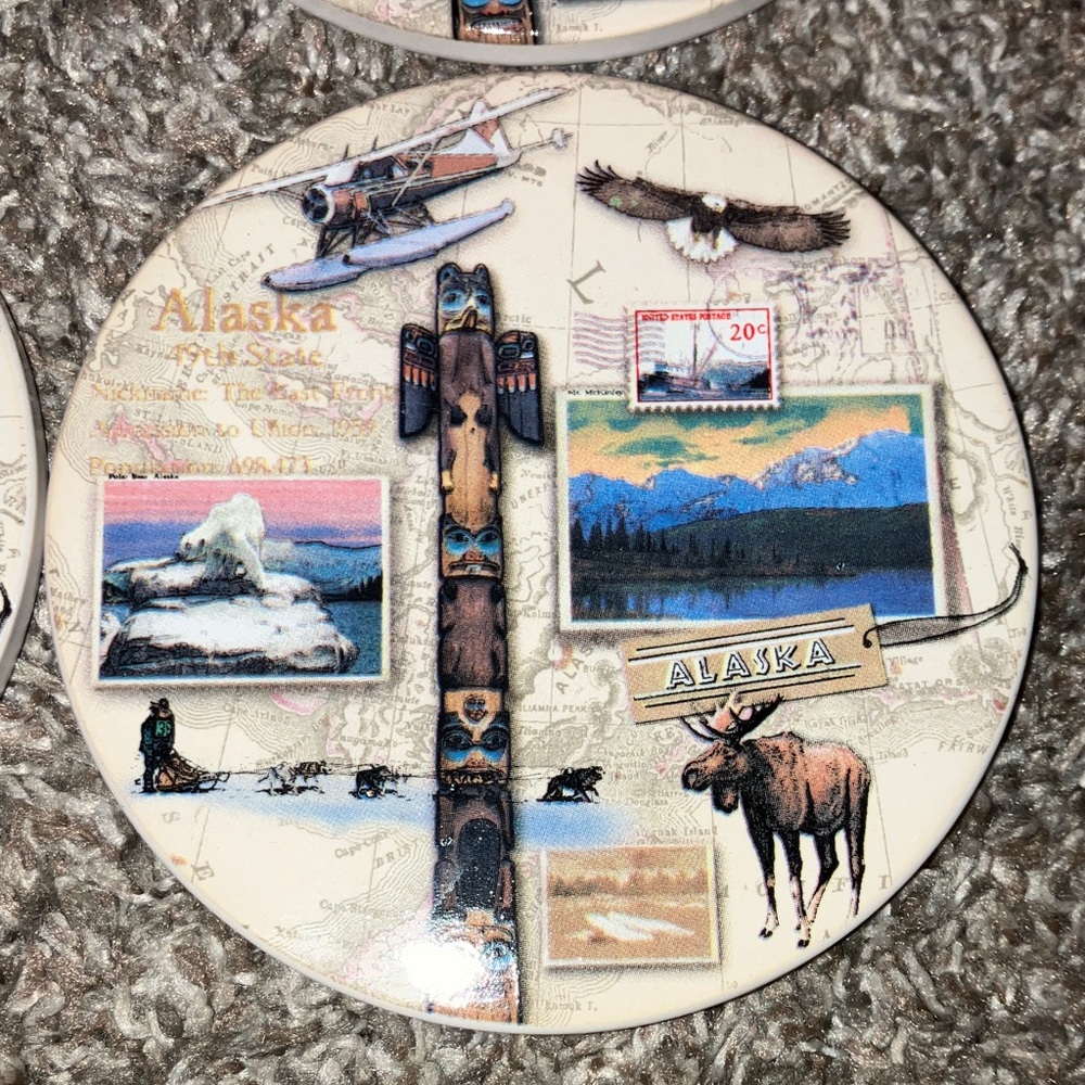 Alaska Scenic Round Ceramic Coasters Set of 4 With Wood Holder - Picture 2 of 6